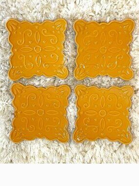 Home & Garden Party Plate Set of 4 Scalloped Gold Yellow Tuscan Stoneware